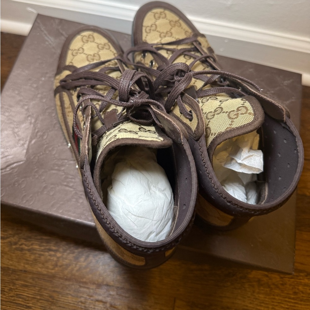 Gucci Men's Brown High-Top Sneakers - Picture 6 of 9
